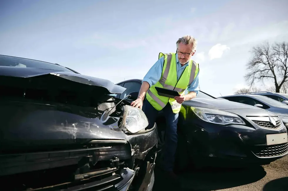 Insurance Adjusters Determine Car Accident Settlement